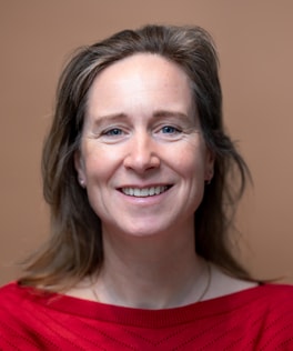 Portretten website Hester 2 kleur HR