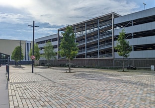 Plein parkeergarage Energiehuis