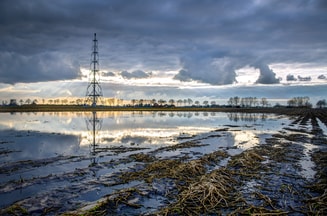 Gaswinning boring veld gas wolk lucht water akker Pixabay