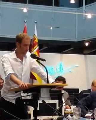 Arjan Achter De Spreekkansel