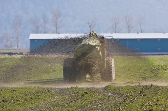 Tractor met mest shutterstock Paul Yates