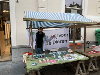 Verkiezingsmarktkraam