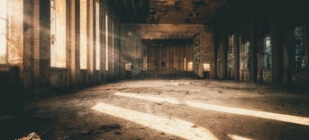 Licht in oude ruimte