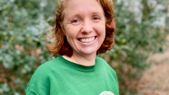 Jacqueline van den Broek Partij voor de Dieren PvdD Haarlem partij van de dieren dierenpartij pvvd pvdd esther ouwehand gemeenteraadsverkiezingen 2022 gemeente gemeenteraad verkiezingen groen duurzaam politiek Haarlem