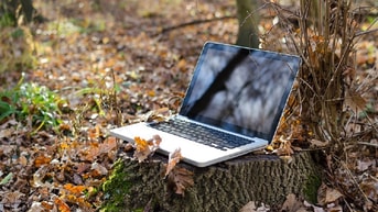 Laptop 2055522 1200 630