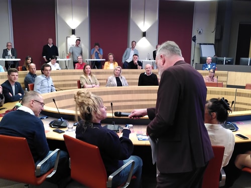 CCL Debat 4